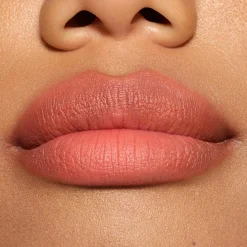 MAC Cosmetics Powder Kiss Hazy Matte Lipstick -huulipuna 3,5 g