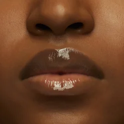 MAC Cosmetics Squirt Plumping Lipgloss Stick -huulikiilto 2,3 g