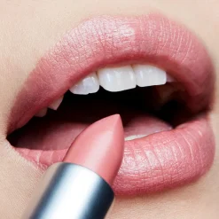 MAC Frost Lipstick huulipuna 3g