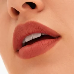 MAC Locked Kiss 24Hr Lipstick huulipuna 1,8 g