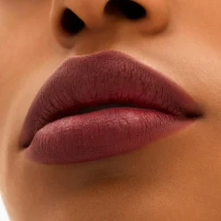 MAC Locked Kiss 24Hr Lipstick huulipuna 1,8 g