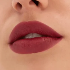 MAC Locked Kiss 24Hr Lipstick huulipuna 1,8 g