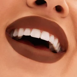 MAC Locked Kiss 24Hr Lipstick huulipuna 1,8 g