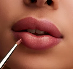 MAC Lustreglass Lipstick huulipuna 3 g