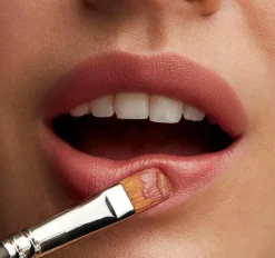 MAC Lustreglass Lipstick huulipuna 3 g