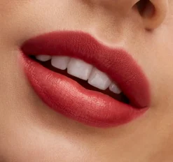 MAC Lustreglass Lipstick huulipuna 3 g