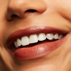 MAC Lustreglass Lipstick huulipuna 3 g