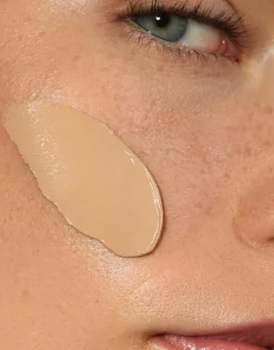 Madara Skinonym Semi-Matte Peptide Foundation Peptidimeikkivoide 30 ml