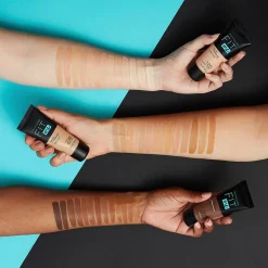 Maybelline New York Fit Me Matte+Poreless -meikkivoide 350 Caramel 30ml