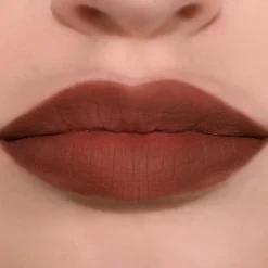 MOIRA Lip Appeal Waterproof Liner huultenrajauskynä 0,6 g