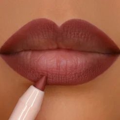 MOIRA Lip Appeal Waterproof Liner huultenrajauskynä 0,6 g