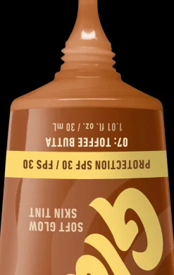 NYX Professional Makeup Buttermelt Glaze Skin Tint SPF30 meikkivoide 30 ml