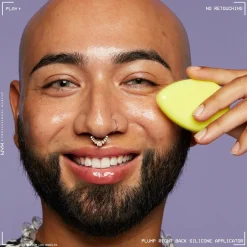 NYX Professional Makeup Plump Right Back meikkisieni