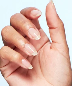 OPI Nature Strong Base Coat aluslakka 15 ml