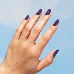 OPI Nature Strong Lacquer kynsilakka 15 ml