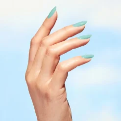 OPI Nature Strong Lacquer kynsilakka 15 ml