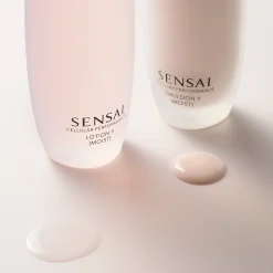 SENSAI Cellular Performance Lotion II (Moist) hoitovesi 125 ml