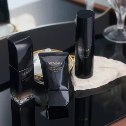 Sensai Glowing Base SPF 10 meikinpohjustusvoide 30ml