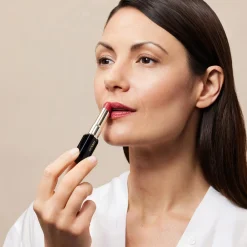 SENSAI Lasting Plump Lipstick Refil huulipunan väritäyttöpakkaus 3,8 g