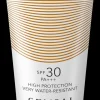 SENSAI Silky Bronze Protective Suncare Cream for Body SPF 30 aurinkosuojavoide vartalolle 150 ml