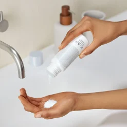 SENSAI Silky Purifying Silk Peeling Powder entsymaattinen kasvojenkuorinta 40 g