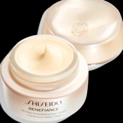 Shiseido Benefiance Wrinkle Smoothing Eye Cream -silmänympärysvoide 15 ml