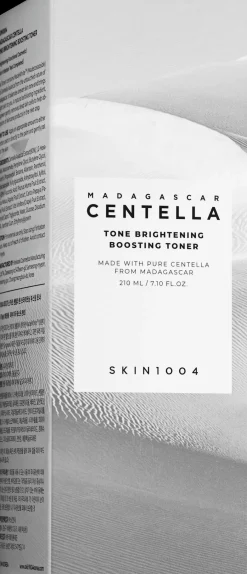 SKIN1004 Madagascar Centella Tone Brightening Boosting Toner kasvovesi 210 ml