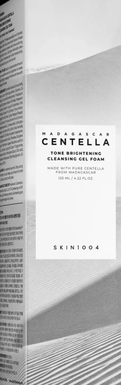 SKIN1004 Madagascar Centella Tone Brightening Cleansing Gel Foam puhdistusvaahto 125 ml