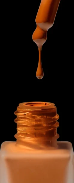 Uoga Uoga Mineral Serum Foundation Spf 20 meikkivoide 30 ml