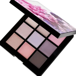 WE CARE ICON. Sweet Joy Eyes Palette luomiväripaletti