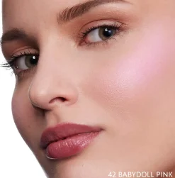 Yves Saint Laurent Make me Blush Bold Blurring Blush poskipuna 8 g